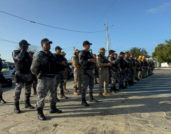 PMPI reforça segurança com 150 policiais nas cidades litorâneas