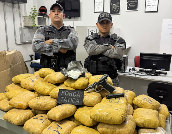 PM apreende grande quantidade de drogas e prende suspeitos em Floriano