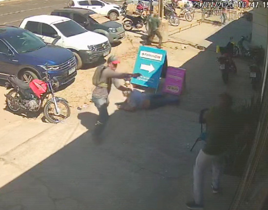 Assalto termina em tiroteio e segurança é baleado em Timon-MA