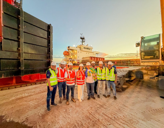 Porto Piauí realiza primeira atracação de navio de carga privada da história