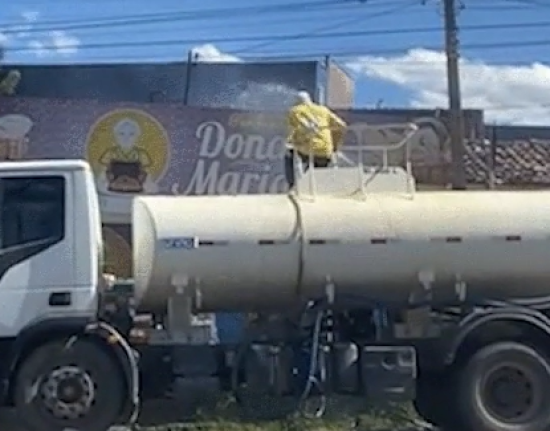 Incêndio destrói panificadora no bairro Aeroporto, em Bom Jesus PI