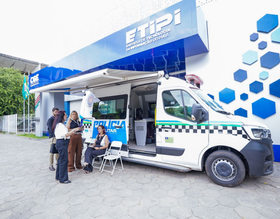 Postos extras emitem nova identidade até sexta no Centro Administrativo