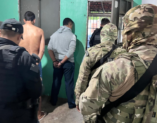 Operação prende foragido e irmãos suspeitos de integrarem facção