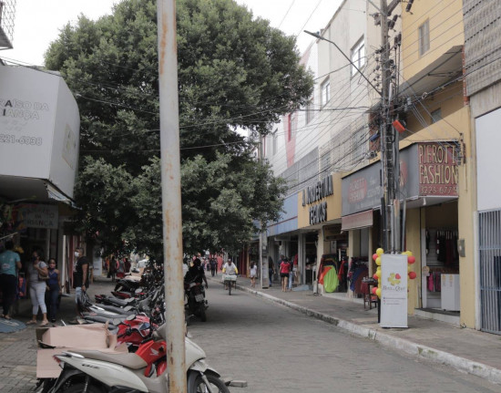 Comércio de Teresina estará fechado na próxima segunda-feira (28)