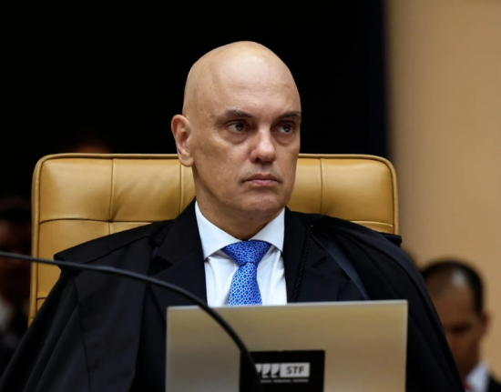 Moraes articula para não ser investigado no STF