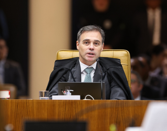 Mendonça rebate acusações de Moraes e nega interferência em investigações