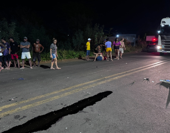 Acidente entre carro e motocicleta deixa um morto e um ferido em Floriano