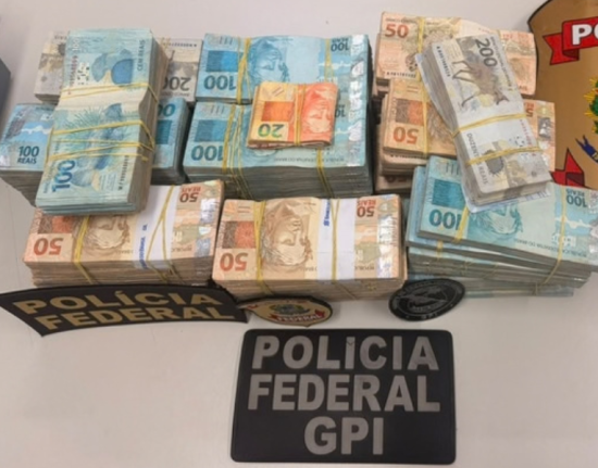 Polícia Federal prende homem com R$ 830 mil próximo a banco no Piauí