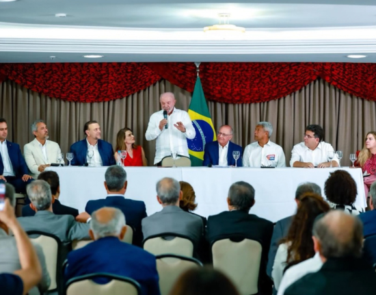 Rafael Fonteles se reúne com aliados e mira 80% dos votos para Lula no Piauí