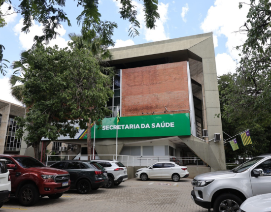 Sesapi entrega 29 veículos para reforçar serviços de saúde no Piauí