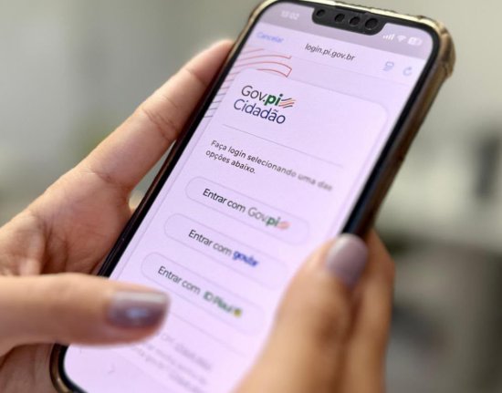 Rafael Fonteles propõe serviços públicos pelo WhatsApp