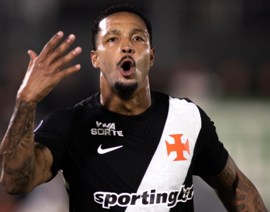 David viaja com o Vasco após ser alvo de operação contra tráfico de drogas