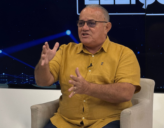 “É muita caridade com a família só”, dispara Antônio José Lira