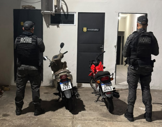 Dupla é baleada após tentar assaltar mulher e filho no bairro Aeroporto