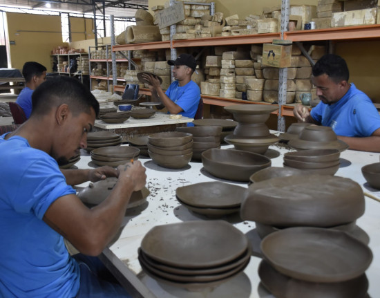Cerâmica Serra da Capivara leva arte ancestral do Piauí para todo o país