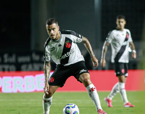 Times brasileiros entram em campo pela Sul-Americana e Libertadores