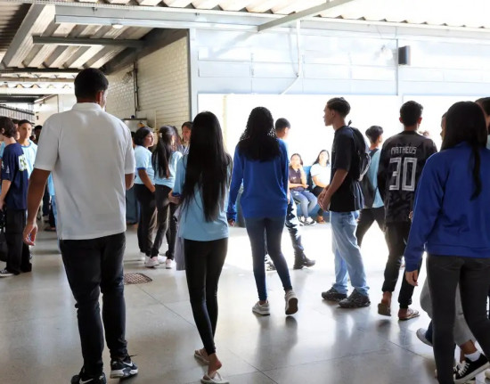 Nascidos em setembro e outubro recebem hoje parcela do Pé-de-Meia
