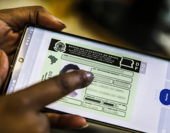 Mais de 8 mil estudantes iniciam aulas práticas para obter CNH gratuita