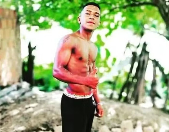 Jovem é morto a facadas após discussão por caixa de som em Oeiras