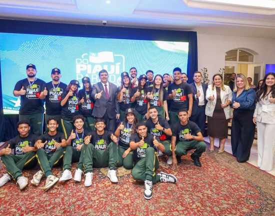 Estudantes da rede pública do Piauí embarcam para intercâmbio na China