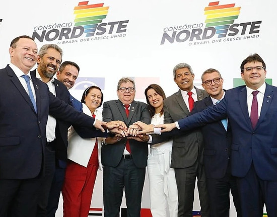 Governadores anunciam R$ 127,8 bi em investimentos no Nordeste