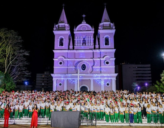 Coral das Mil Vozes volta a se apresentar nesta terça no Centro