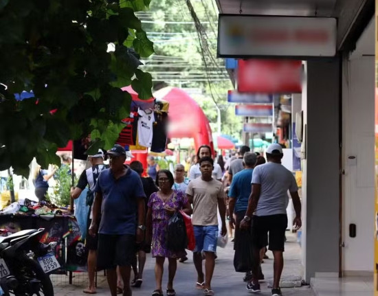 Comércio do Centro de Teresina abre neste domingo (21)