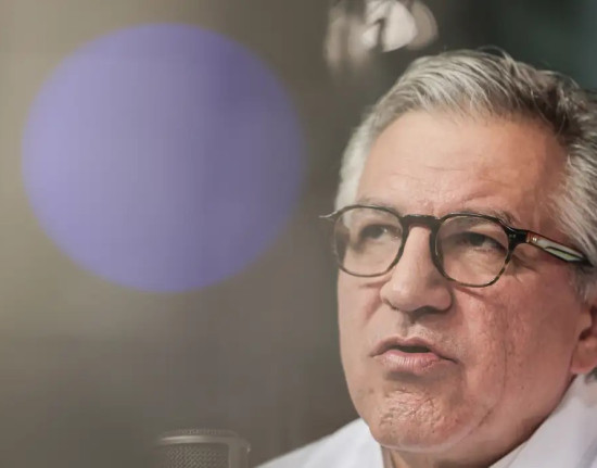 Brasil elimina transmissão do HIV de mãe para filho, reconhece OMS