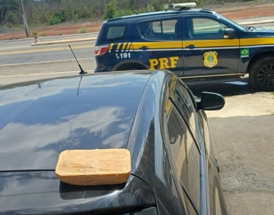 PRF intercepta carregamento de pasta base de cocaína no litoral do Piauí