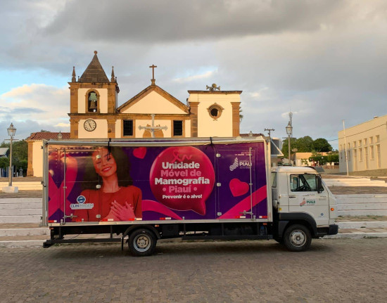Carreta da Mamografia leva exames gratuitos à zona rural de Teresina