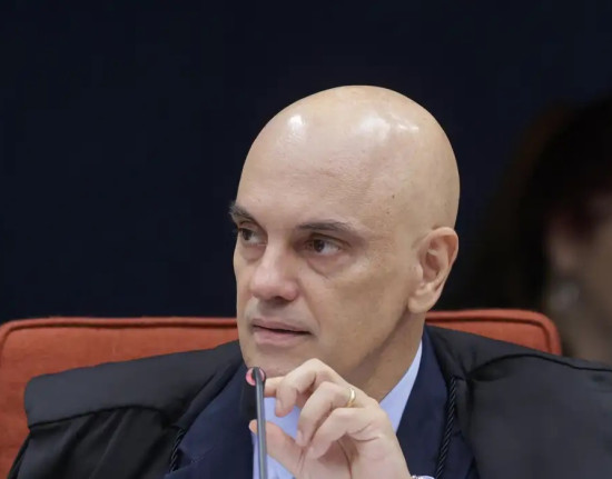 Moraes determina transferência de Bolsonaro para Papudinha