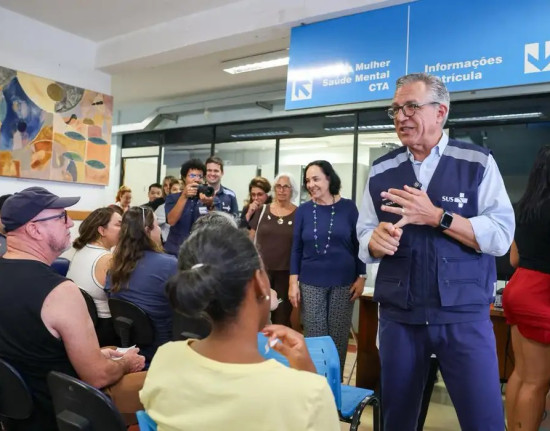 SUS vai vacinar profissionais de saúde contra dengue em fevereiro