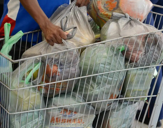 Cesta básica cai em todas as capitais do país no 2º semestre de 2025