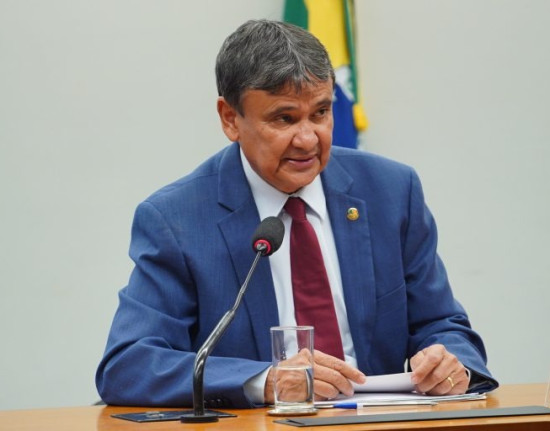 Wellington Dias nega indicação de filho como vice em 2026