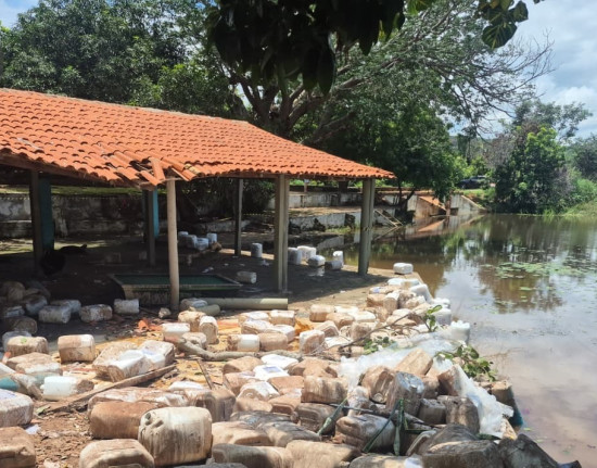 Acidente químico em Bertolínia leva à proibição de banho e pesca