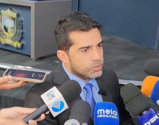 Professores da rede municipal recebem reajuste de 6% em Teresina