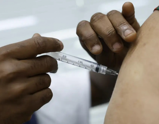 Saúde realiza Dia D de vacinação contra a gripe neste sábado