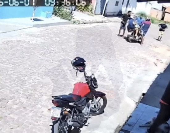 Guarda Municipal prende suspeitos de assalto a motocicleta no bairro Vila Isabel