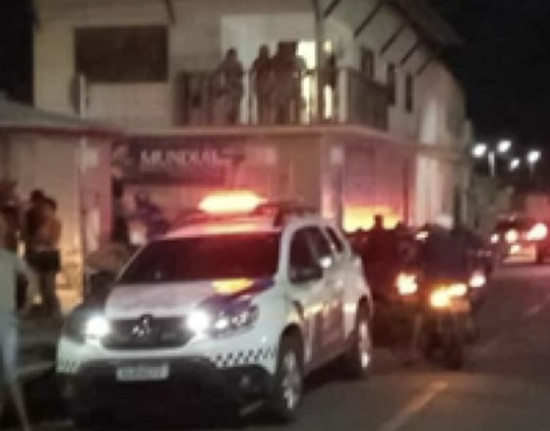 Homem é morto com facada no peito após discussão em bar no Norte do Piauí
