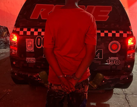 Menor abandona moto roubada e é apreendido em Teresina