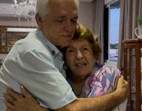 Morre aos 89 anos Anatália Sampaio, matriarca da família e mãe do vice-governador Themístocles Filho