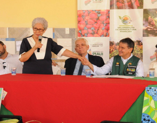 SAF distribui seis toneladas de alimentos para 500 famílias no Piauí