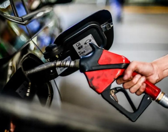 Petrobras anuncia nova redução no preço do diesel em R$ 0,12 por litro