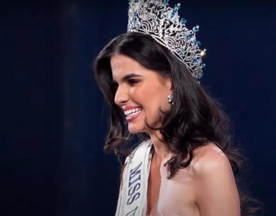 Piauiense Maria Gabriela Lacerda é coroada Miss Universe Brasil 2025
