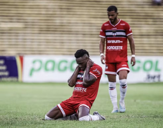 A QUEDA DO GALO