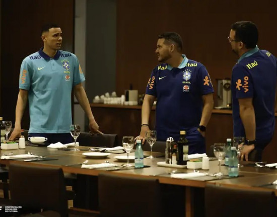 Seleção se apresenta em Brasília para jogo das Eliminatórias na quinta