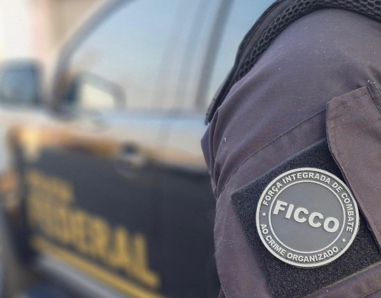 Operação desarticula esquema de tráfico e lavagem de dinheiro