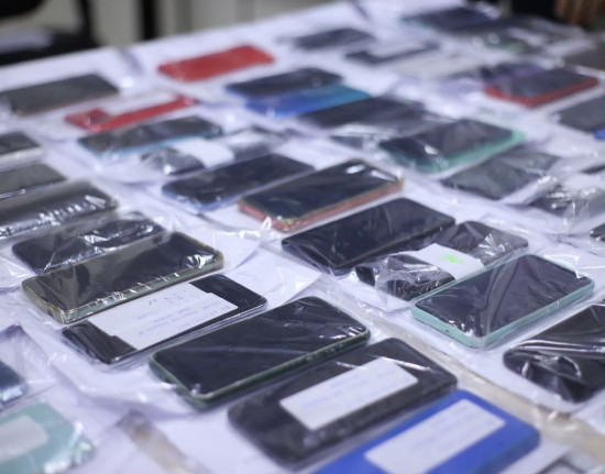 Pessoas são convocadas para restituição de celulares em Teresina