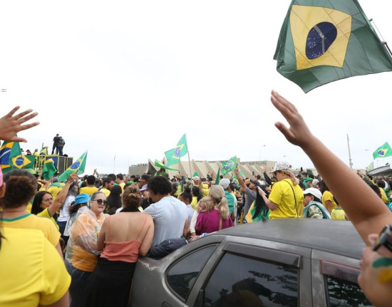 Moraes vota para condenar acusado de liderar acampamento golpista