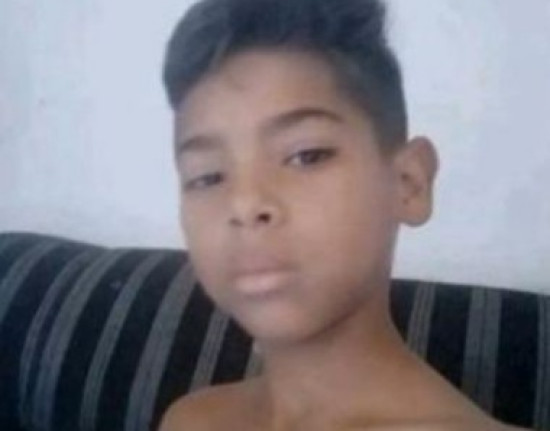 Menino de 12 anos morre atropelado por trator em aterro sanitário de Teresina